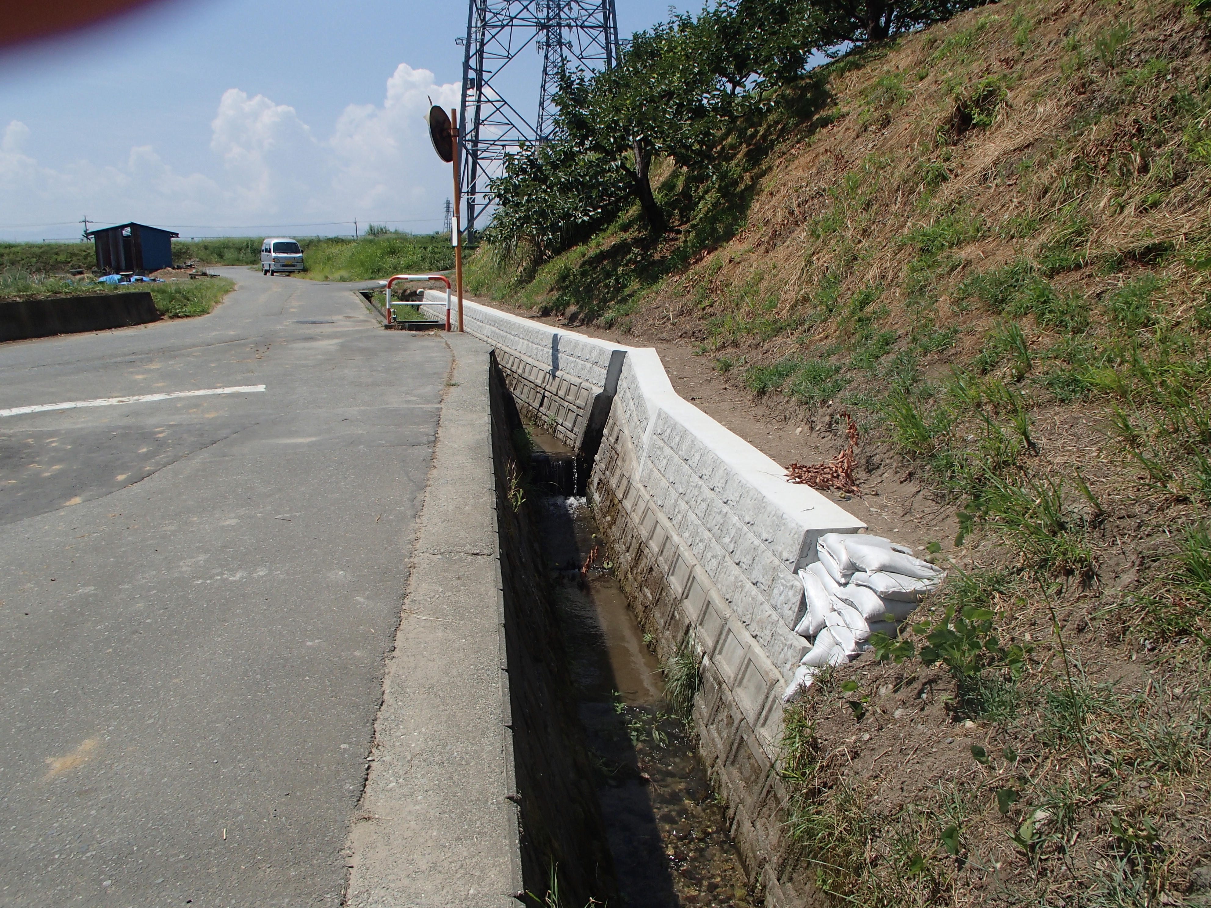 コンクリートブロック積み